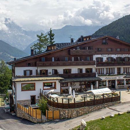 Hotel Vallechiara Bormio Exterior photo