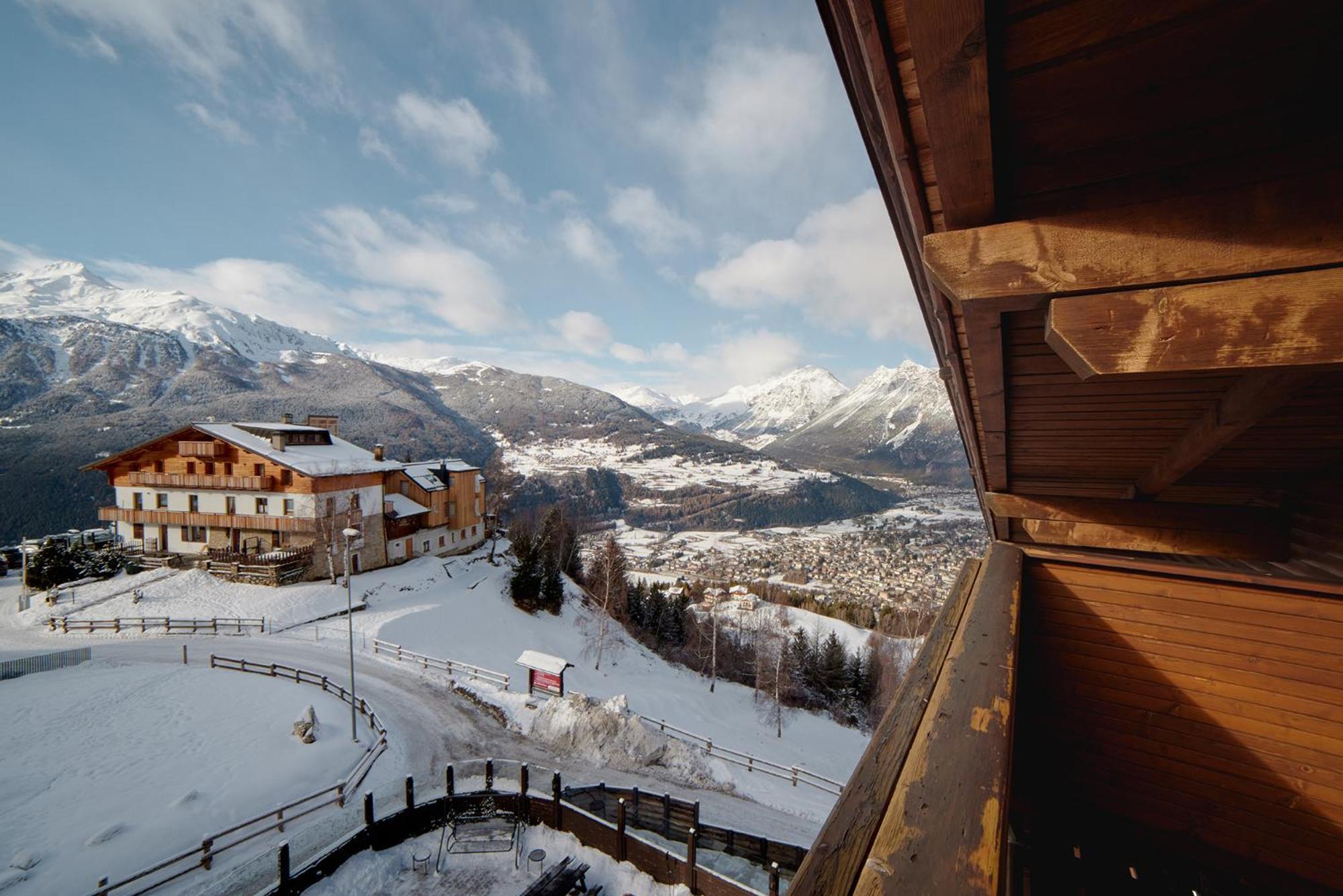 Hotel Vallechiara Bormio Exterior photo