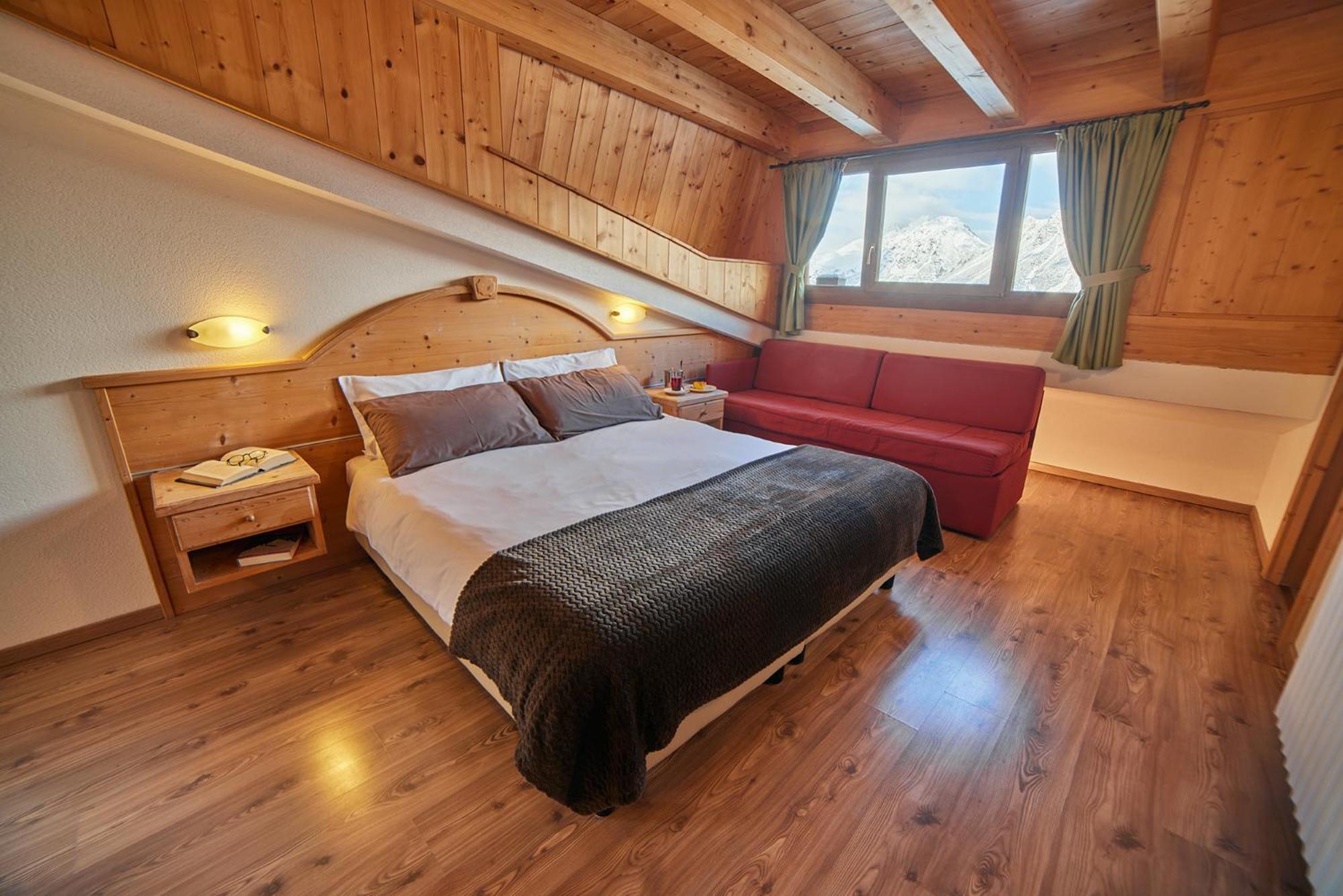 Hotel Vallechiara Bormio Exterior photo