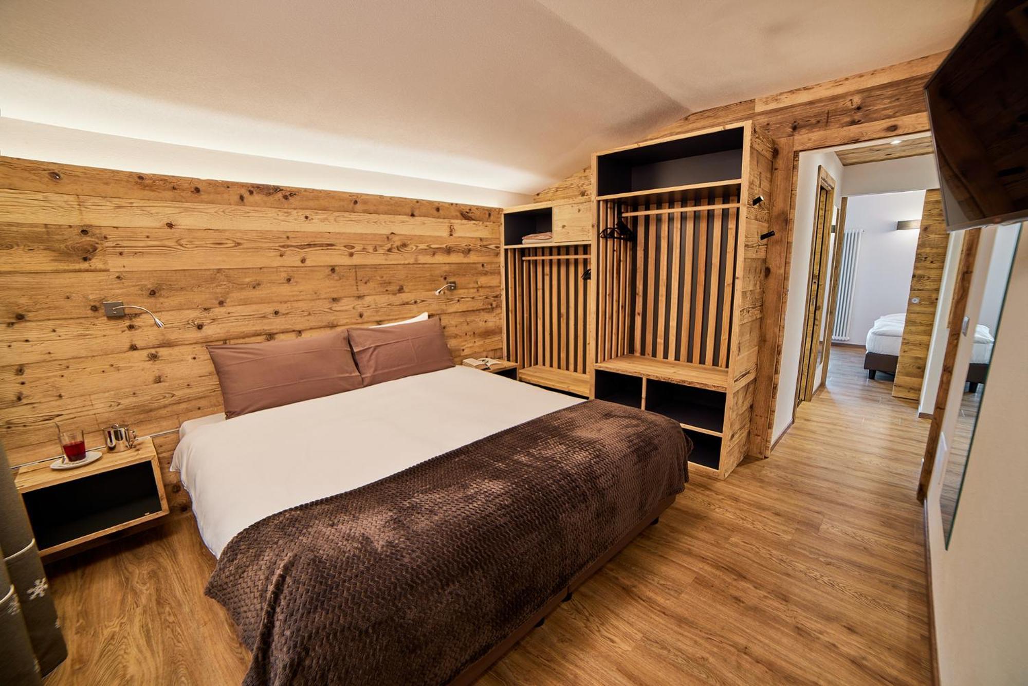 Hotel Vallechiara Bormio Exterior photo